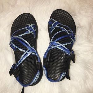 Chacos. W9